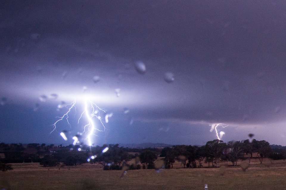 Wargeila Road storm on 25 January 2016. PHOTO: Andrew Hennell